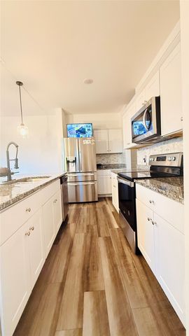 2620 Beech Creek Road, Glenn Heights, TX 75154
