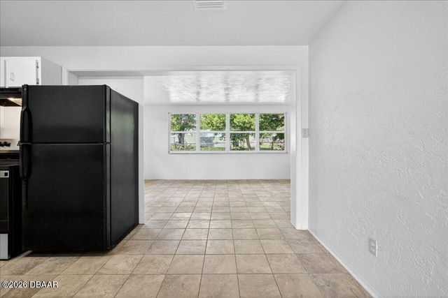 922 Lewis Drive, Daytona Beach, FL 32117