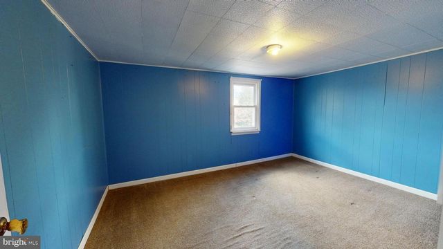 59 W CLYMER AVE, Sellersville, PA 18960