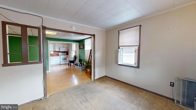 59 W CLYMER AVE, Sellersville, PA 18960