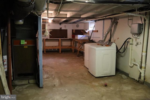 59 W CLYMER AVE, Sellersville, PA 18960