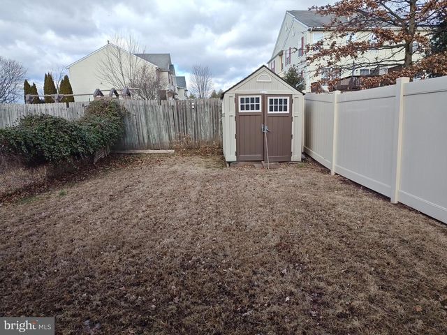 59 W CLYMER AVE, Sellersville, PA 18960