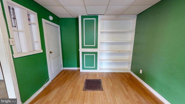 59 W CLYMER AVE, Sellersville, PA 18960