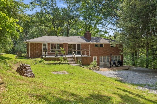 4027 Beverly Hills Dr, Pegram, TN 37143