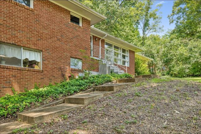 4027 Beverly Hills Dr, Pegram, TN 37143