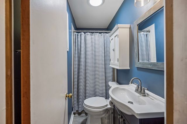 4027 Beverly Hills Dr, Pegram, TN 37143