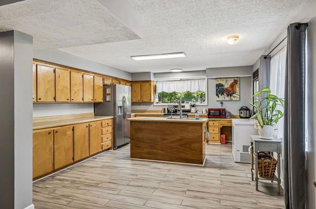 4027 Beverly Hills Dr, Pegram, TN 37143