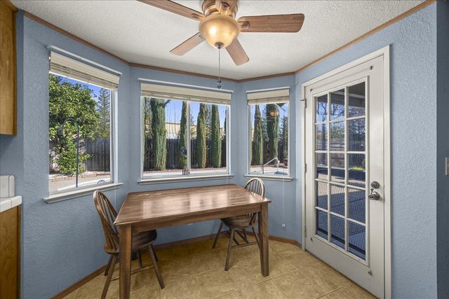 1438 Deerfield Cir, Roseville, CA 95747