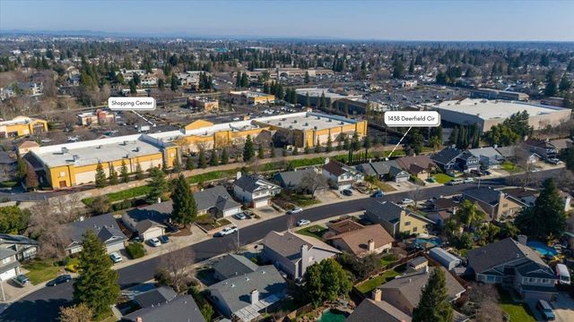1438 Deerfield Cir, Roseville, CA 95747