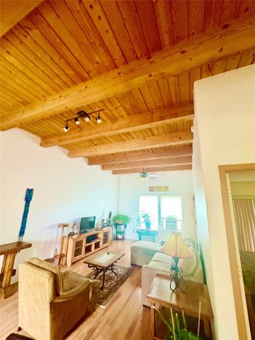 1084 Avenida Linda, Santa Fe, NM 87507