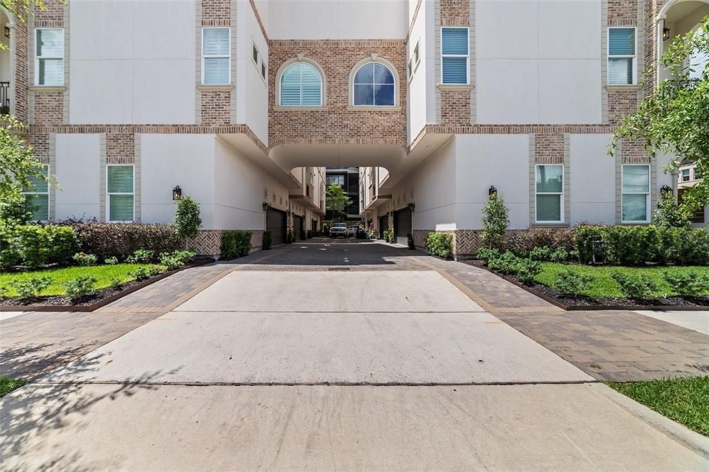 710 Delano Street A, Houston, TX 77003
