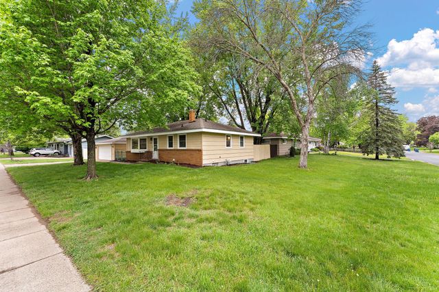 1691 4th Street, White Bear Lake, MN 55110