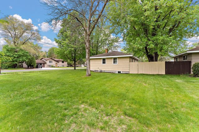1691 4th Street, White Bear Lake, MN 55110