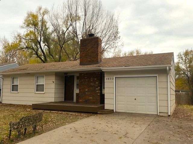1633 W 20th Street, Lawrence, KS 66046