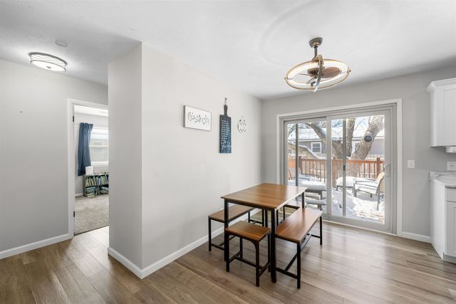 2116 Shalimar Dr, Salina, KS 67401