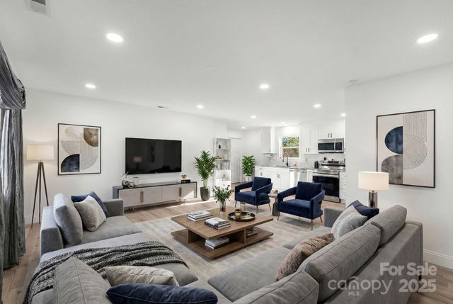 908 Woodside Drive, Kings Mountain, NC 28086