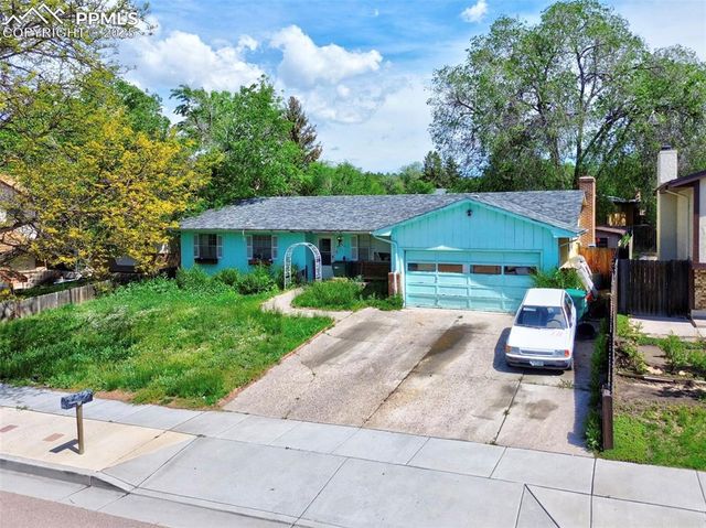 5014 Palmer Park Boulevard, Colorado Springs, CO 80915