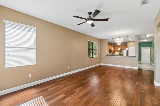 555 PRESIDO PARK PL, Poinciana, FL 34759