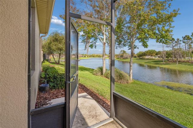 555 PRESIDO PARK PL, Poinciana, FL 34759