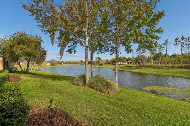 555 PRESIDO PARK PL, Poinciana, FL 34759