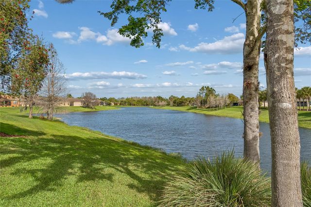 555 PRESIDO PARK PL, Poinciana, FL 34759