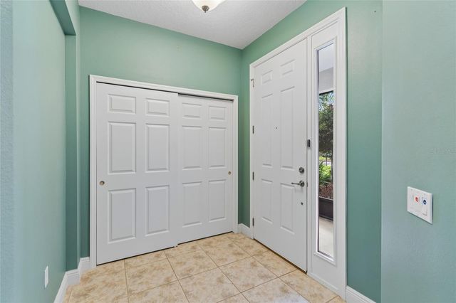 555 PRESIDO PARK PL, Poinciana, FL 34759