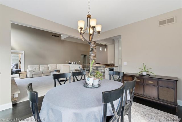 11793 Lorenz Way 13, Plymouth, MI 48170