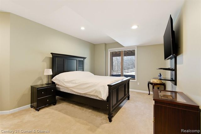 11793 Lorenz Way 13, Plymouth, MI 48170