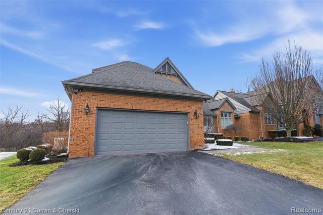 11793 Lorenz Way 13, Plymouth, MI 48170