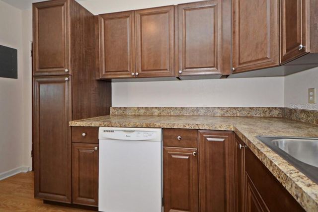 1337 CUMBIE STREET, Orlando, FL 32804