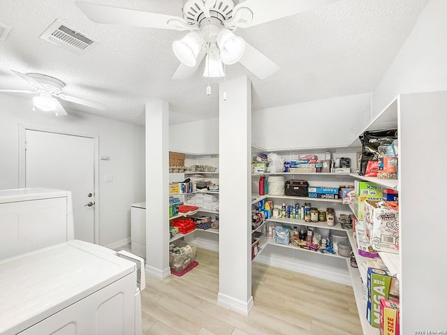 12022 Lodge Arbor, San Antonio, TX 78253