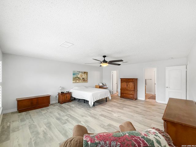 12022 Lodge Arbor, San Antonio, TX 78253