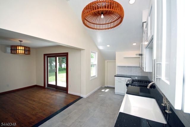 496 Franklin St, Pohatcong Twp., NJ 08865