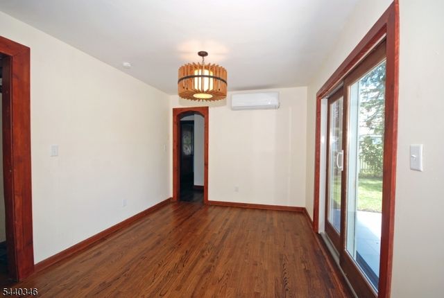 496 Franklin St, Pohatcong Twp., NJ 08865