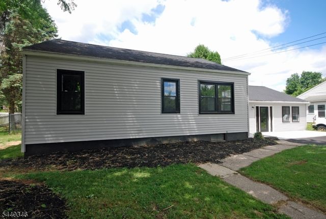 496 Franklin St, Pohatcong Twp., NJ 08865