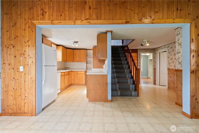 321 Royer Street, Acme, WA 98220