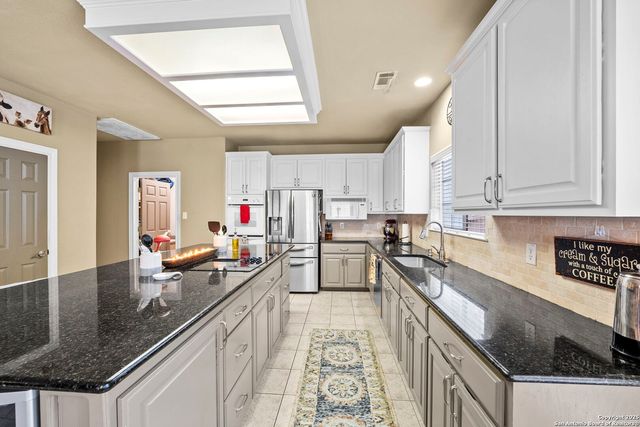 2607 CARAVAN CIR, San Antonio, TX 78258