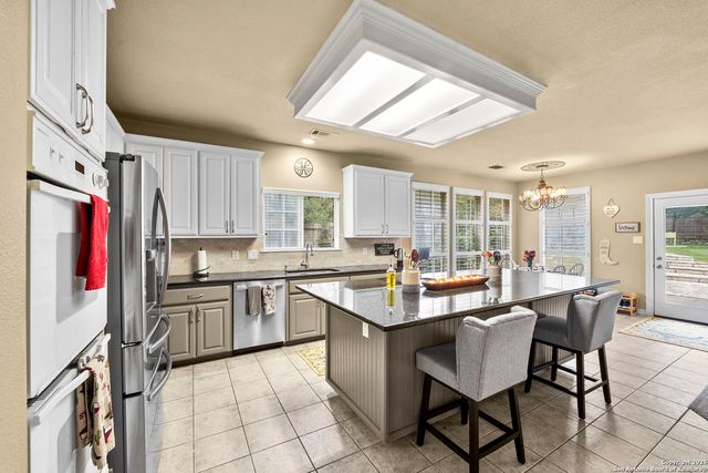 2607 CARAVAN CIR, San Antonio, TX 78258