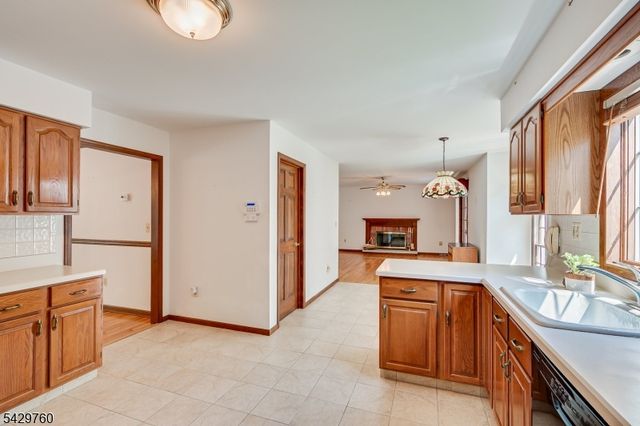 194 Plainfield Rd, Edison Twp., NJ 08820