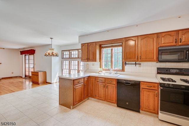 194 Plainfield Rd, Edison Twp., NJ 08820
