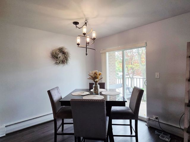 1217 S Old Wilke Road 201, Arlington Heights, IL 60005