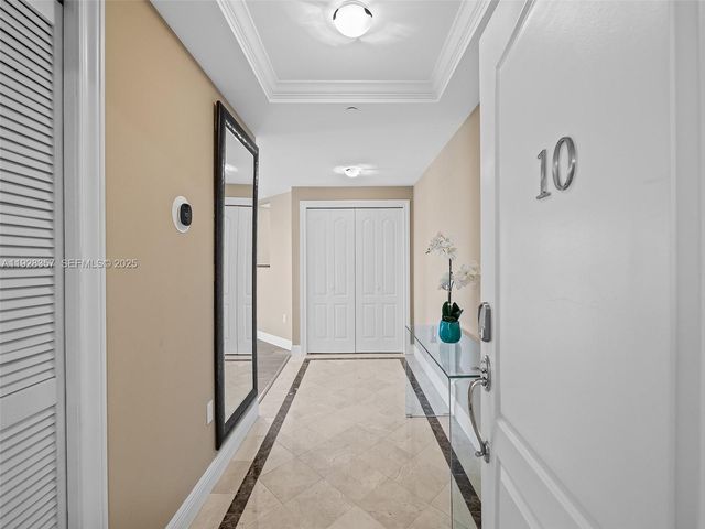 110 Hendricks Isle 10, Fort Lauderdale, FL 33301