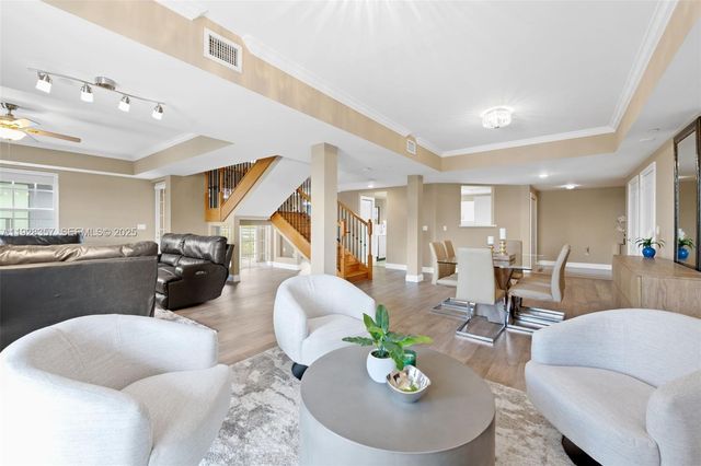 110 Hendricks Isle 10, Fort Lauderdale, FL 33301