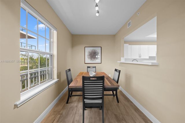 110 Hendricks Isle 10, Fort Lauderdale, FL 33301