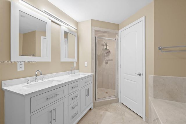 110 Hendricks Isle 10, Fort Lauderdale, FL 33301