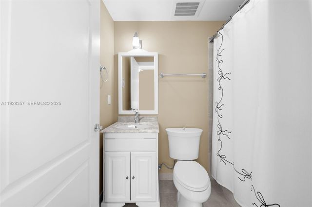 110 Hendricks Isle 10, Fort Lauderdale, FL 33301