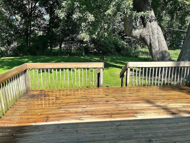 4812 W Howard Street, Mchenry, IL 60051