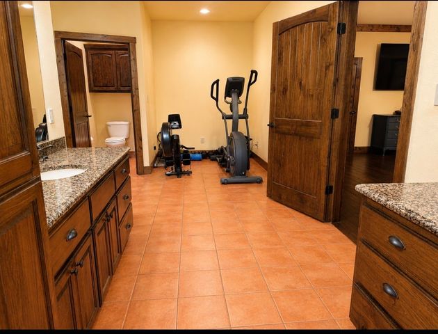 11399 Aerobic Lane, Greenville, TX 75402
