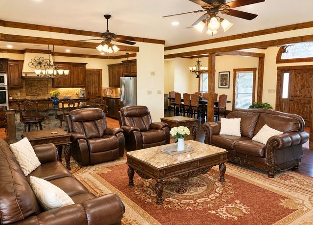 11399 Aerobic Lane, Greenville, TX 75402