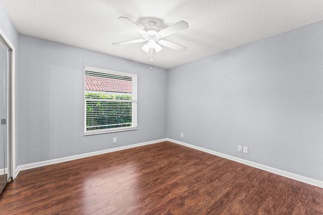 2063 Amesbury Circle, Wellington, FL 33414